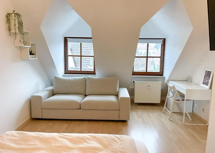 Nami - Robin - Helle Apartments Mitten In Der Stadt
